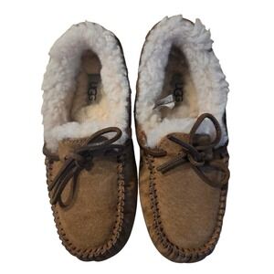 UGG 5612 Dakota Women's Moccasin Slip-on Chestnut Sheepskin Lined Size 5